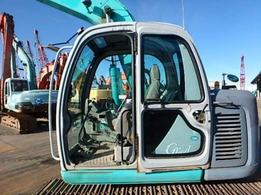 มาใหม่จ้า..KOBELCO SK135SR-1E YY03. เก่านอกแท้  สภาพสวย เดิมๆๆ  แทรคใหญ่  พร้อมใช้  โทร 089-3818694 จ๊อย
