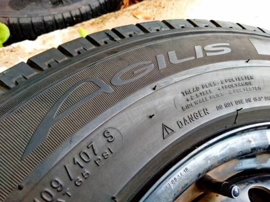 ล้อกระทะโตโยต้า ขอบ15 5รู114 พร้อมยางมิชลิน อจิลิส 215/70R15 ปี16 ชุด 4ล้อ