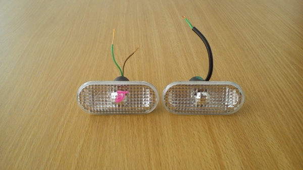 ไฟเลี้ยวแก้ม VOLKSWAGEN PASSAT แท้ สีขาว