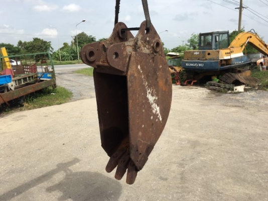 บุ้งกี๋รถขุดปากแคบ สำหรับขุดวางท่อระบายน้ำ ขนาดบุ้งกี๋