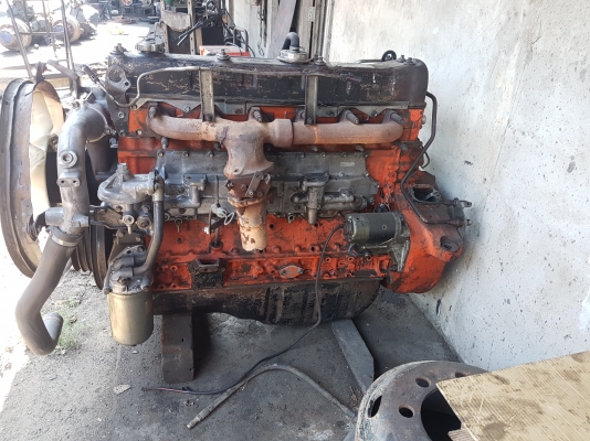 ขายเครื่องยนต์6sd1   240แรง