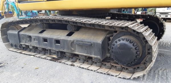 ขาย 1,780,000 CAT 330 D ไฟฟ้าครบ เครื่องดี ปั้มแรง เอวแน่น ช่วงล่างเต็มสวย แอร์หนาว เอกสารอินวอยทร์ รถสวยพร้อมใช้ รถอยู่ ลพบุรี 090-772-3710 090-772-3708