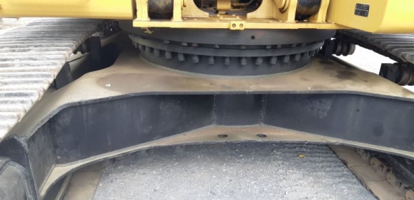 ขาย 1,780,000 CAT 330 D ไฟฟ้าครบ เครื่องดี ปั้มแรง เอวแน่น ช่วงล่างเต็มสวย แอร์หนาว เอกสารอินวอยทร์ รถสวยพร้อมใช้ รถอยู่ ลพบุรี 090-772-3710 090-772-3708