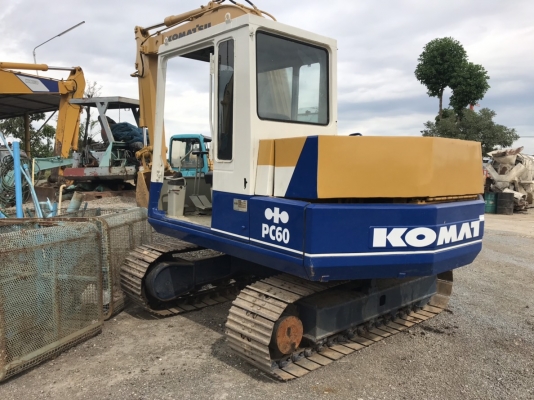 ขาย 350,000 KOMATSU pc 60-5 เครื่องดี ปั้มแรง เอวแน่น ช่วงล่างเต็ม รถพร้อมใช้งาน รถอยู่ นครสวรรค์ 090-772-3710 090-772-3708