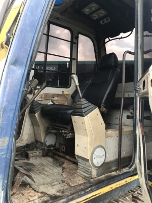 ขาย 700,000 KOBELCO sk 120-3 เครื่องดี ปั้มแรง เอวแน่น โซ่ใหม่ รอนเลอร์ดี บุ้งกี๋ใหม่ ไฟฟ้าตัด เอกสารอินวอยทร์ รถพร้อมใช้งาน รถอยู่ นครสวรรค์ 090-772-3710 090-772-3708