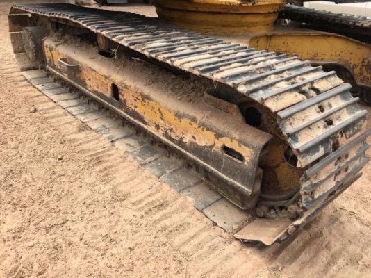 ขายรถขุดpc100-5Z..รถสวยสภาพดี เอกสารอินวอยล์