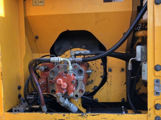 ขายรถขุดHYUNDAIรถสวยสภาพดี/3900.ชั่วโมง/เล่มพร้อม