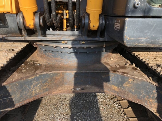 ขายรถขุดHYUNDAIรถสวยสภาพดี/3900.ชั่วโมง/เล่มพร้อม