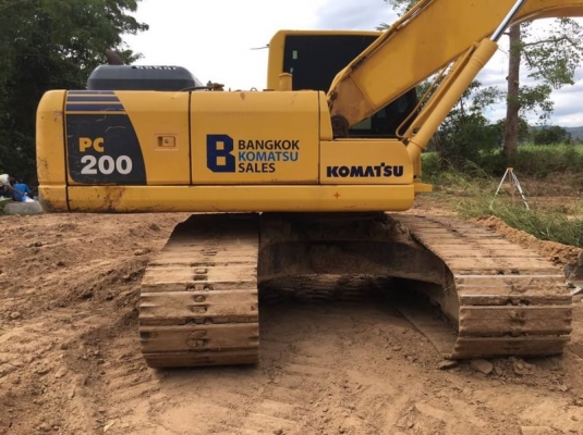 ขาย 2,200,000 KOMATSU pc 200-8 MO กล้องหลังแท้ ทำงาน 6,422 ชม. รถสวยเหมือนใหม่ เอกสารแจ้งจำหน่าย รถพร้อมใช้งานสวยมาก รถอยู่ ชัยภูมิ 090-772-3710 090-772-3708