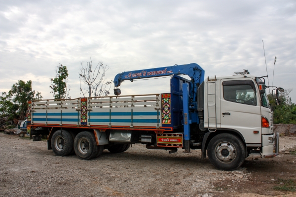 สนใจติดต่อ 086-775-7900 086-324-1992