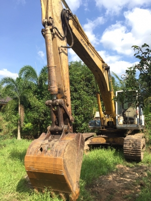 ขาย 495,000 Komatsu PC200 รุ่น 5 ครับ พร้อมระบบไลท์หัวแย๊ค ไฟฟ้าตัด เครื่องดี ปั้มแรง ช่วงล่างดี โซ่หนา เครื่องดี เอกสารแจ้งจำหน่าย รถสวยพร้อมใช้งาน รถอยู่ ระยอง 090-772-3710 090-772-3708