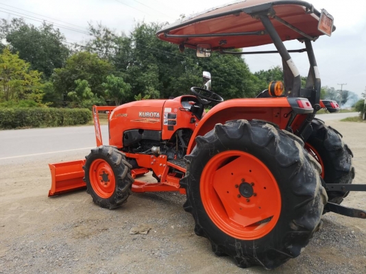 สินค้าเข้าใหม่คับ L4708 DT สภาพพร้อมใช้งาน อุปกรณ์3ชิ้น ราคา385000บาท ต่อรองได้ พร้อมจัดส่ง ใช้งาน1700ช.ม. #0906910337ต้า #ร้าน ส.เจริญแทรกเตอร์