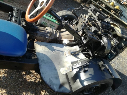 อีแต๋นพร้อมใช้งานเครื่องสี่สูบ sd23