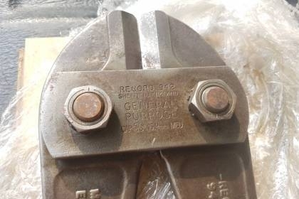 ขายกรรไกรตัดเหล็ก RECORD 942 MADE IN ENGLAND.รุ่นงานหนักใหม่เก่าเก็บ ขายกรรไกรตัดเหล็ก RECORD 942 MADE IN ENGLAND.รุ่นงานหนักใหม่เก่าเก็บ
