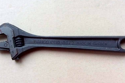 ขายประแจเลื่อนรุ่นสลับปากได้ BAHCO 10 " MADE IN SWEDEN.เก่าเก็บ ขายประแจเลื่อนรุ่นสลับปากได้ BAHCO 10 " MADE IN SWEDEN.เก่าเก็บ
