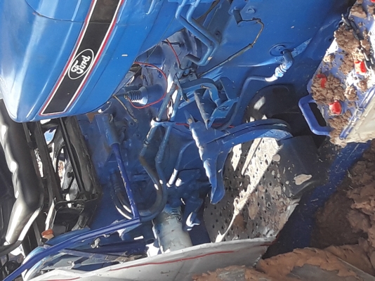 ขายรถไถฟอร์ด 6600 t5 เล่มทะเบียน ใบดัน ผาน6