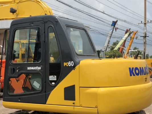 ขายรถขุด KOMATSU PC60-7 นำเข้าเองจากญี่ปุ่น สภาพสวยพร้อมใช้ มีVDOการทำงานครับ