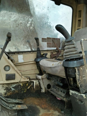 มี VDO ให้ชม.รถแบคโฮ CAT 312 เอกสารเล่ม ราคา 500000 มี VDO ให้ชม.รถแบคโฮ CAT 312 เอกสารเล่ม ราคา 500000