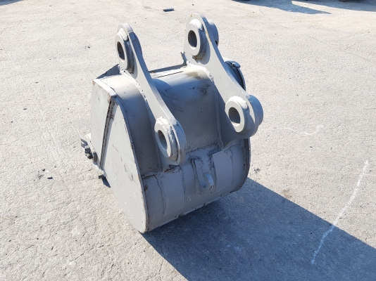 บุ้งกี๋ รถขุด สำหรับ cat303 หรือขนาด PC30 หรือ SK30