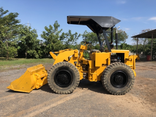 (ลูกค้าฝากขาย) ขายรถตัก TCM ขนาดเทียบเท่า KOMATSU 507 เครื่อง อีซุซุ ติดต่อ 063-9316985 ID LINE : 0639316985