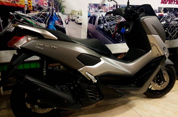 nmax สีเทาปี61ไมล์น้อย3พันโล สวยๆเลยครับ 48900