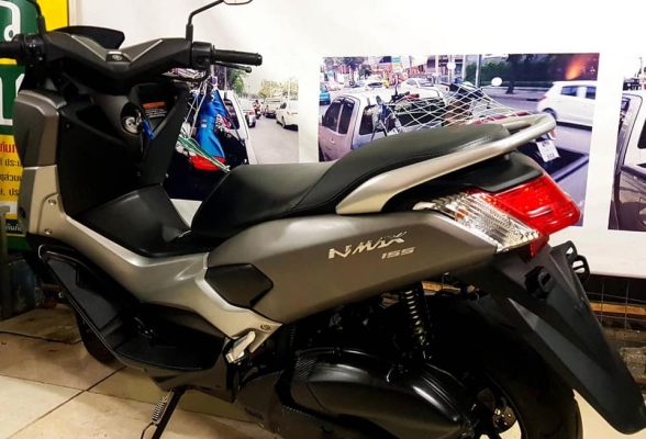 nmax สีเทาปี61ไมล์น้อย3พันโล สวยๆเลยครับ 48900