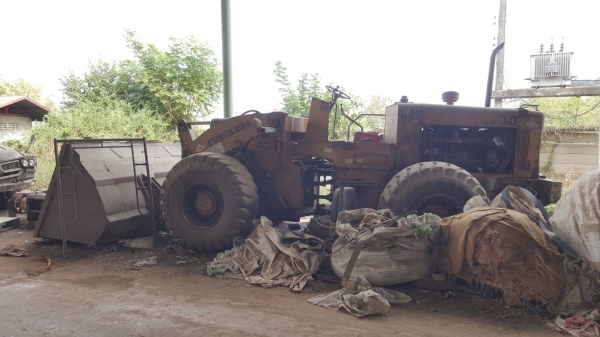 ขาย รถตักขนาดใหญ่ FURUKAWA FL230 เอวอ่อน เกียร์ทอค ดิสเบรค รถจอดไว้ไม่ได้ใช้งาน เครื่องสตาร์ทติด ราคาต่อรองได้