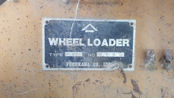 ขาย รถตักขนาดใหญ่ FURUKAWA FL230 เอวอ่อน เกียร์ทอค ดิสเบรค รถจอดไว้ไม่ได้ใช้งาน เครื่องสตาร์ทติด ราคาต่อรองได้