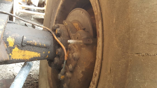 ขาย รถตักขนาดใหญ่ FURUKAWA FL230 เอวอ่อน เกียร์ทอค ดิสเบรค รถจอดไว้ไม่ได้ใช้งาน เครื่องสตาร์ทติด ราคาต่อรองได้