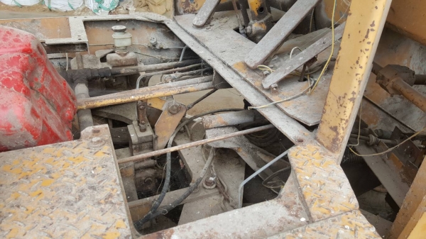 ขาย รถตักขนาดใหญ่ FURUKAWA FL230 เอวอ่อน เกียร์ทอค ดิสเบรค รถจอดไว้ไม่ได้ใช้งาน เครื่องสตาร์ทติด ราคาต่อรองได้