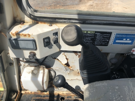 ขาย รถแม็คโคร MITSUBISHI 30MM พร้อมใช้งาน นำเข้าเองจากประเทศญี่ปุ่น ติดต่อ 063-9316985 ID LINE : 0639316985 ครับ