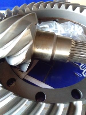 ขายจานบายศรีเดือยหมูลูกละ10500พร้อมส่งทุกจังหวัดโทร0643130366