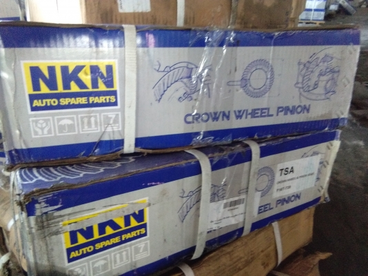 ขายจานบายศรีเดือยหมูลูกละ10500พร้อมส่งทุกจังหวัดโทร0643130366