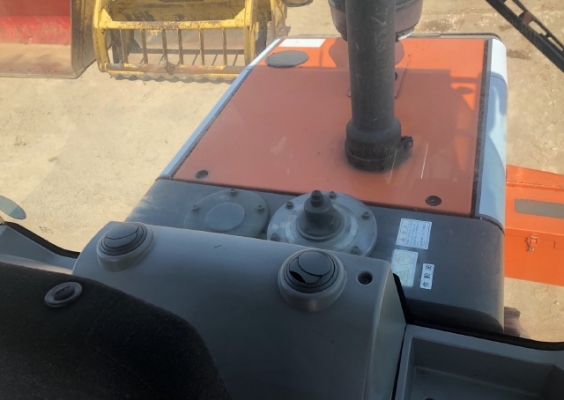 ขายรถตักล้อยาง HITACHI ZW100 ปี 2012 แขนยาวพิเศษ นำเข้าเองจากญี่ปุ่น สภาพสวยพร้อมใช้ มีVDOการทำงานครับ ขายรถตักล้อยาง HITACHI ZW100 ปี 2012 แขนยาวพิเศษ นำเข้าเองจากญี่ปุ่น สภาพสวยพร้อมใช้ มีVDOการทำงานครับ