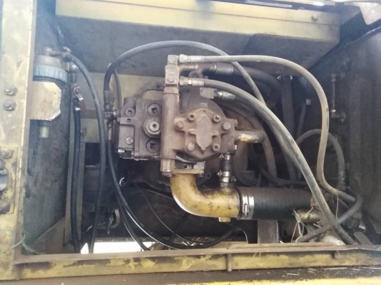 แบคโฮ KOMATSU PC200-6 **ขายตามสภาพ + เอกสารครบ แบคโฮ KOMATSU PC200-6 **ขายตามสภาพ + เอกสารครบ