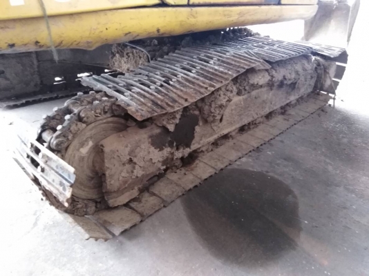 แบคโฮ KOMATSU PC200-6 **ขายตามสภาพ + เอกสารครบ แบคโฮ KOMATSU PC200-6 **ขายตามสภาพ + เอกสารครบ