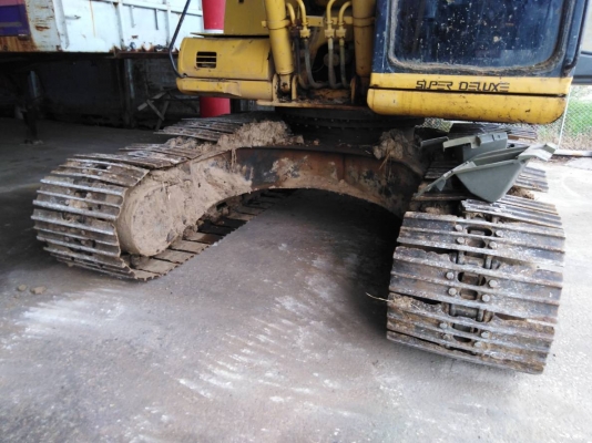 แบคโฮ KOMATSU PC200-6 **ขายตามสภาพ + เอกสารครบ แบคโฮ KOMATSU PC200-6 **ขายตามสภาพ + เอกสารครบ