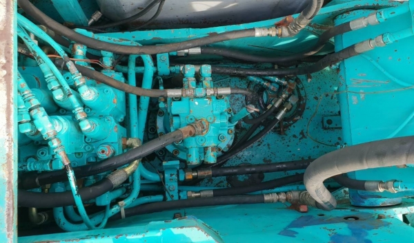 Sk120มาร์คไฟว์ซุปเปอร์.. รถนอกแท้ยังไม่ใช้ในไทยราค่แปดสิบห้าสนใจโทรหาหรั่ง