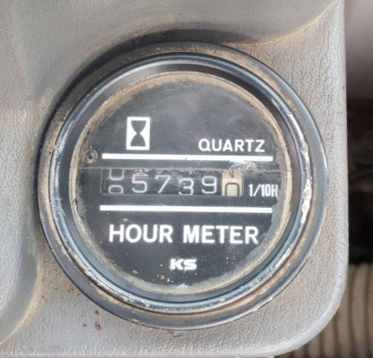 Sk120มาร์คไฟว์ซุปเปอร์.. รถนอกแท้ยังไม่ใช้ในไทยราค่แปดสิบห้าสนใจโทรหาหรั่ง