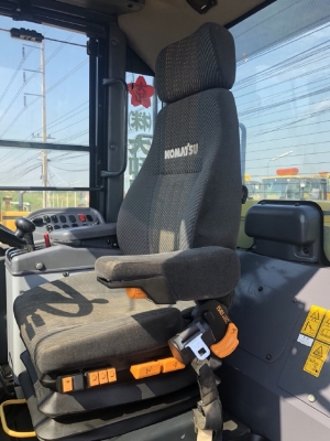 ขายรถตักล้อยาง KOMATSU WA430-6 นำเข้าเองจากญี่ปุ่น สภาพสวยพร้อมใช้ มีVDOการทำงานครับ ขายรถตักล้อยาง KOMATSU WA430-6 นำเข้าเองจากญี่ปุ่น สภาพสวยพร้อมใช้ มีVDOการทำงานครับ