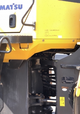 ขายรถตักล้อยาง KOMATSU WA430-6 นำเข้าเองจากญี่ปุ่น สภาพสวยพร้อมใช้ มีVDOการทำงานครับ ขายรถตักล้อยาง KOMATSU WA430-6 นำเข้าเองจากญี่ปุ่น สภาพสวยพร้อมใช้ มีVDOการทำงานครับ