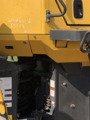 ขายรถตักล้อยาง KOMATSU WA430-6 นำเข้าเองจากญี่ปุ่น สภาพสวยพร้อมใช้ มีVDOการทำงานครับ ขายรถตักล้อยาง KOMATSU WA430-6 นำเข้าเองจากญี่ปุ่น สภาพสวยพร้อมใช้ มีVDOการทำงานครับ