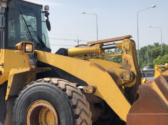 ขายรถตักล้อยาง KOMATSU WA430-6 นำเข้าเองจากญี่ปุ่น สภาพสวยพร้อมใช้ มีVDOการทำงานครับ ขายรถตักล้อยาง KOMATSU WA430-6 นำเข้าเองจากญี่ปุ่น สภาพสวยพร้อมใช้ มีVDOการทำงานครับ