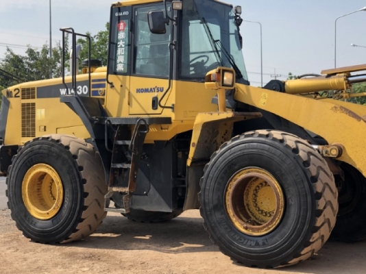 ขายรถตักล้อยาง KOMATSU WA430-6 นำเข้าเองจากญี่ปุ่น สภาพสวยพร้อมใช้ มีVDOการทำงานครับ ขายรถตักล้อยาง KOMATSU WA430-6 นำเข้าเองจากญี่ปุ่น สภาพสวยพร้อมใช้ มีVDOการทำงานครับ