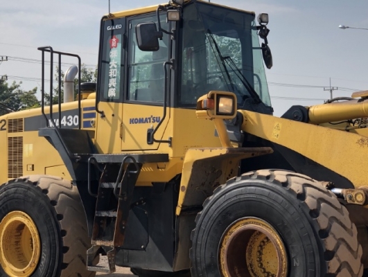 ขายรถตักล้อยาง KOMATSU WA430-6 นำเข้าเองจากญี่ปุ่น สภาพสวยพร้อมใช้ มีVDOการทำงานครับ ขายรถตักล้อยาง KOMATSU WA430-6 นำเข้าเองจากญี่ปุ่น สภาพสวยพร้อมใช้ มีVDOการทำงานครับ