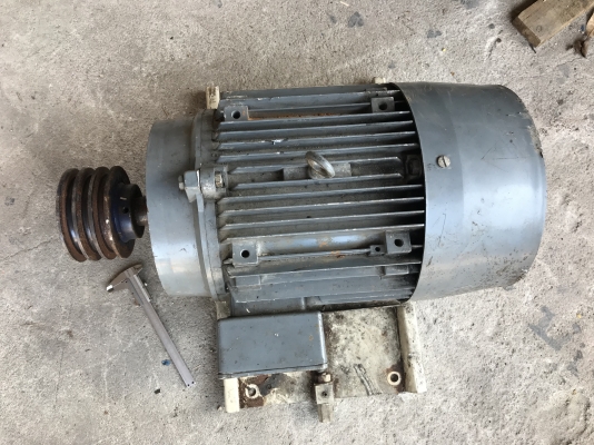 ขายมอเตอร์ไฟฟ้า Brook Crompton 20HP.(15Kw.) 380V 1450rpm. made in England รุ่นทำอังกฤษแท้ สภาพสวยเดิมๆ หมุนนิ่ม พร้อมใช้งาน