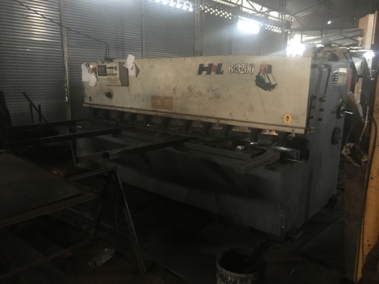 ขายเครื่องตัดเหล็กแผ่น10'หนา6มม.