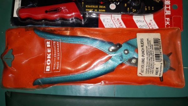 ขายคีมเจาะหนังBOKER MADE IN GERMANY.ใหม่เก่าเก็บ