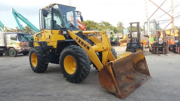 ขาย รถตัก KOMATSU WA100 ขาย รถตัก KOMATSU WA100
