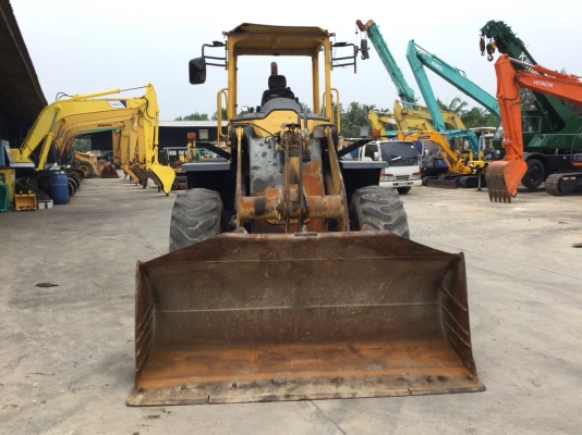 ขาย รถตัก KOMATSU WA100 ขาย รถตัก KOMATSU WA100
